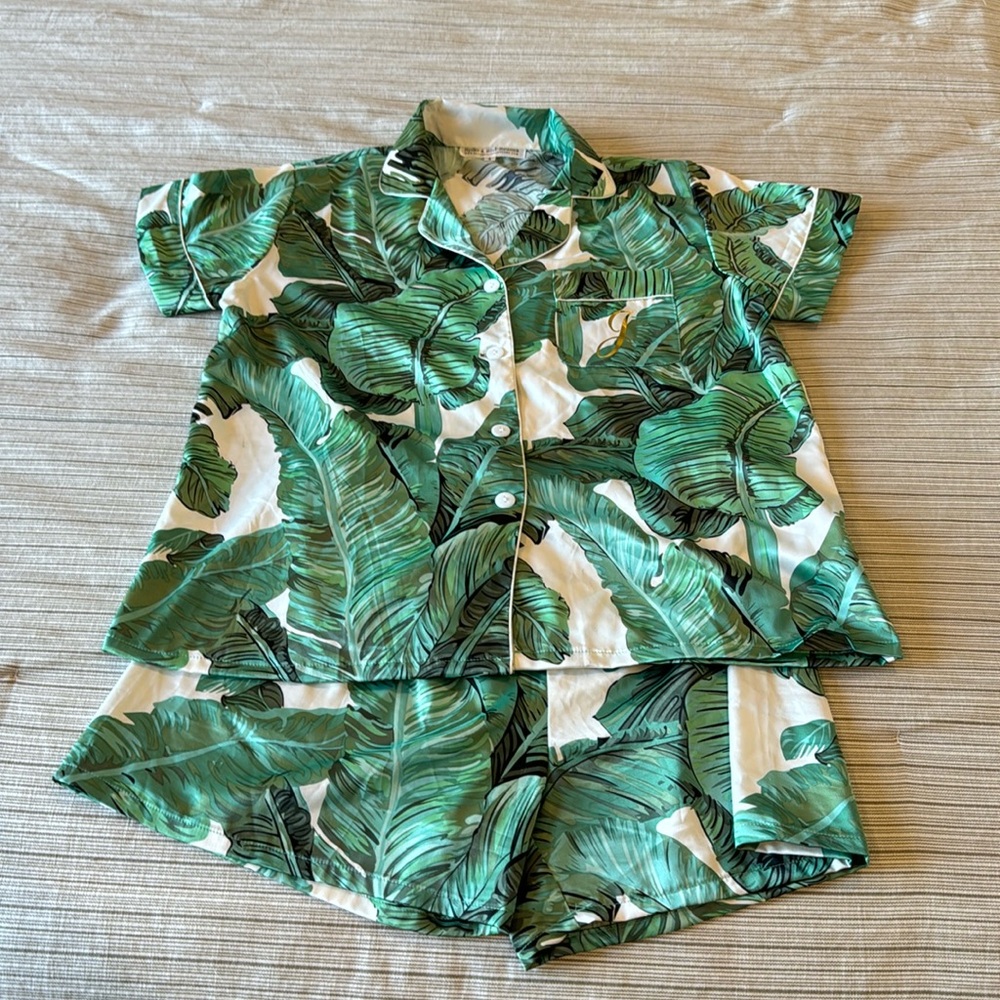 Hawaiian pattern, shorts, and shirt pajama set